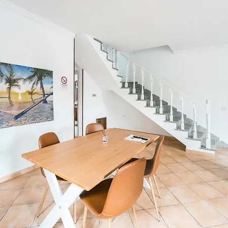 Gasthuis Niki's House Garden