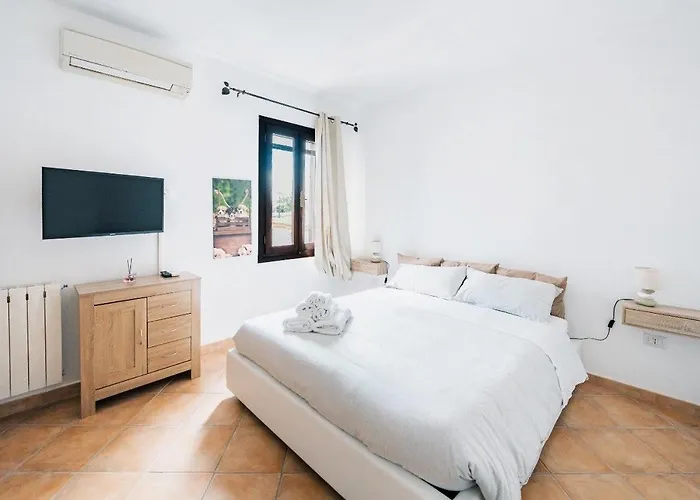 Guest house Niki's House Garden *