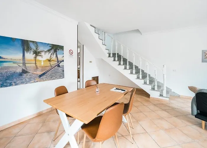 Guest house Niki's House Garden